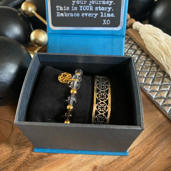 Rustic Cuff Set -2017 - Picture 2 of 8